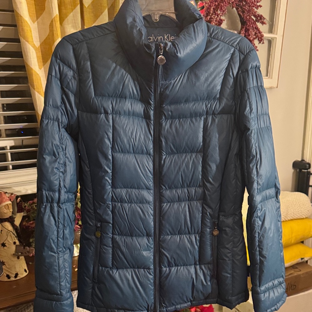Calvin Klein Women's Navy Puffer Coat